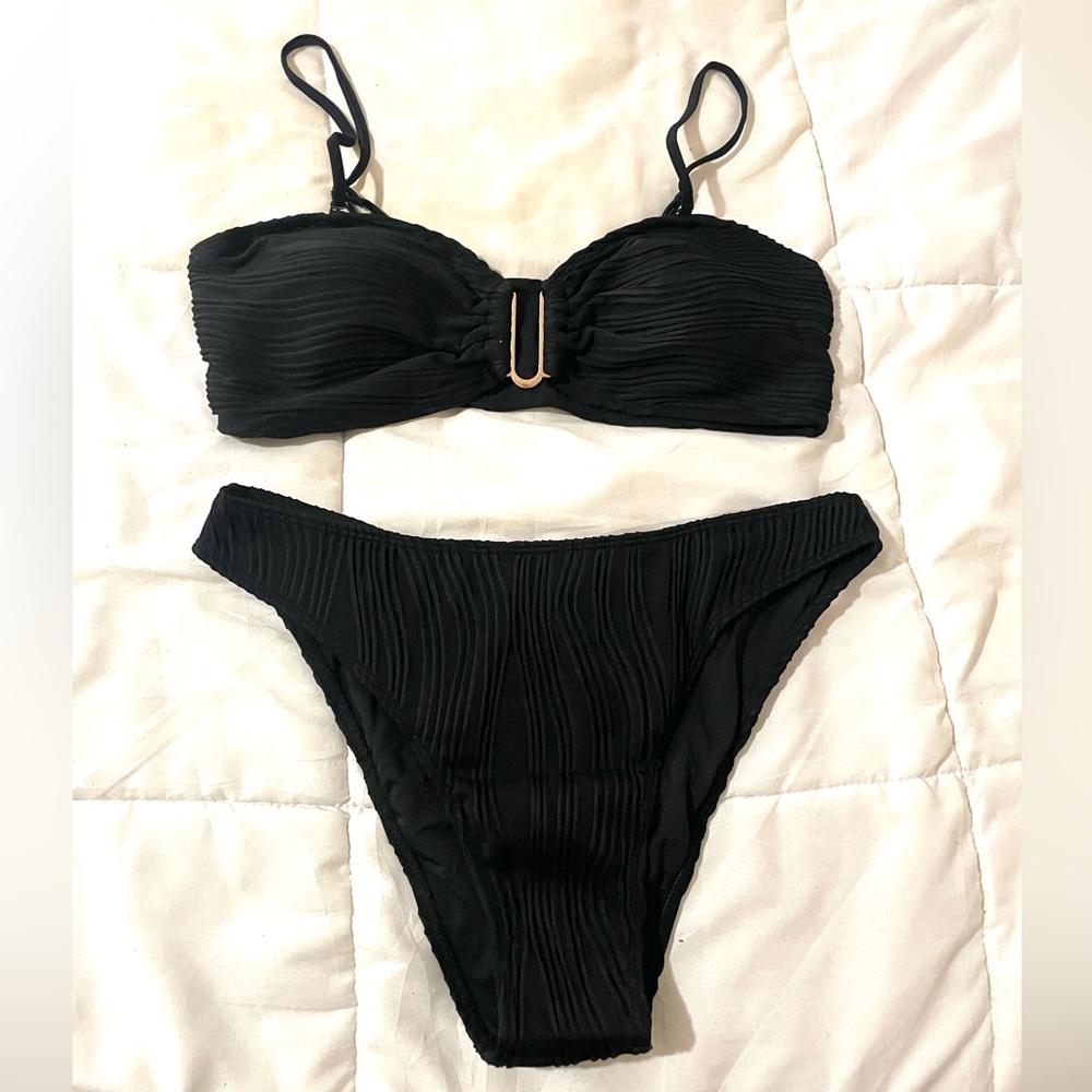 Fanuerg Black Ribbed Bikini Set - Picture 4 of 9
